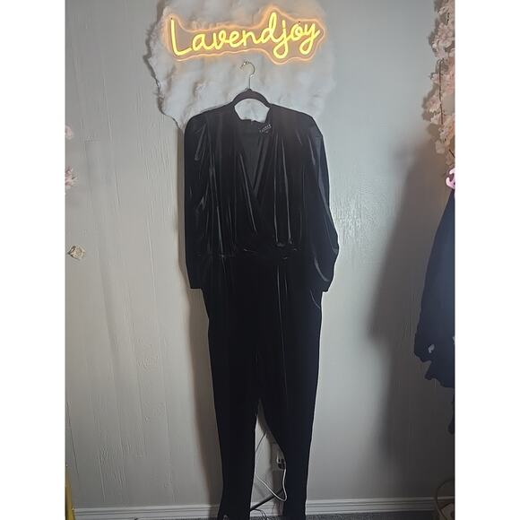 Eloquii Velvet Jumpsuit 24 Plus Relaxed Fit Holiday Christmas Special Occasion - Picture 1 of 10